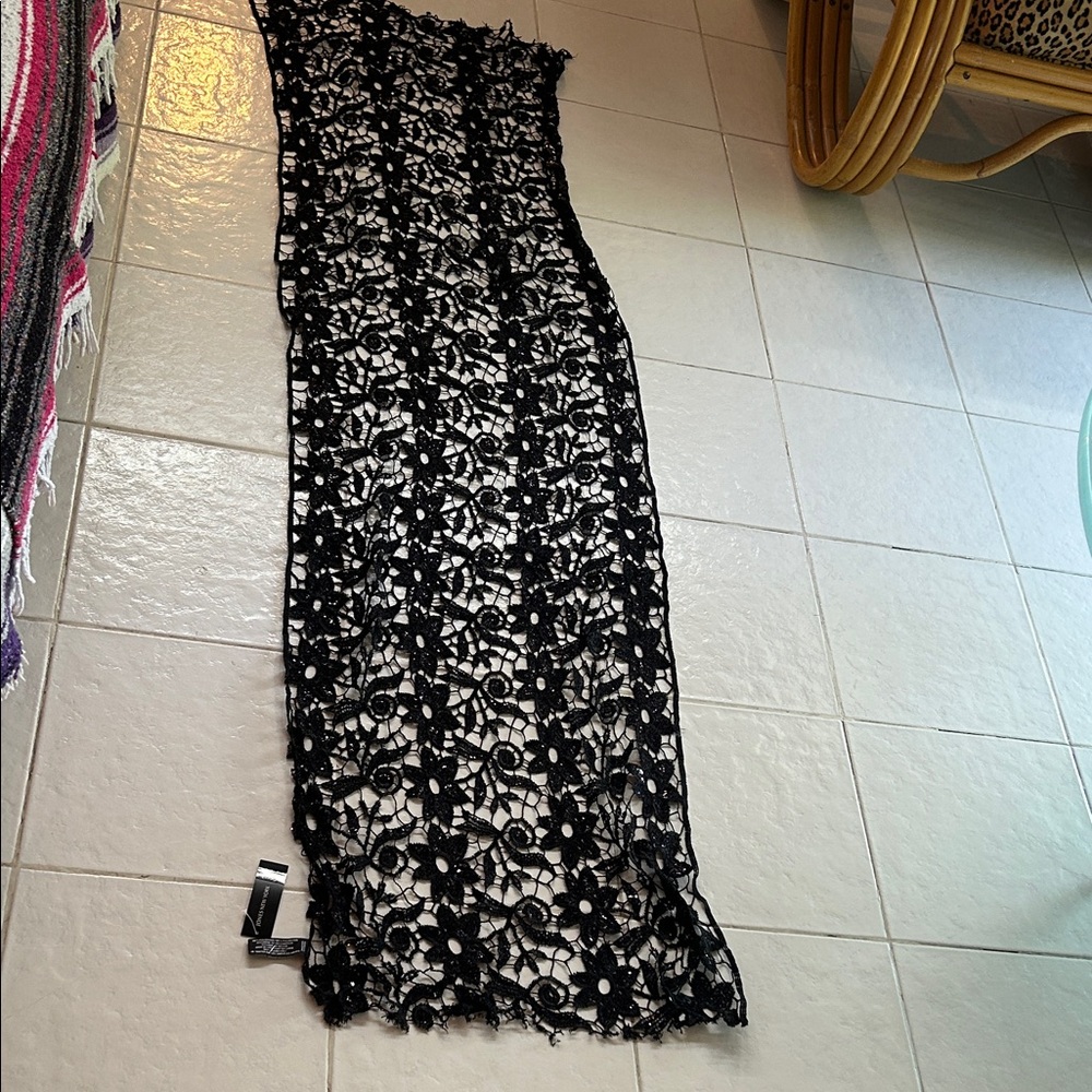 Jones NY Black Crochet lacey evening shawl adorned wsequins.New with tags ($48)